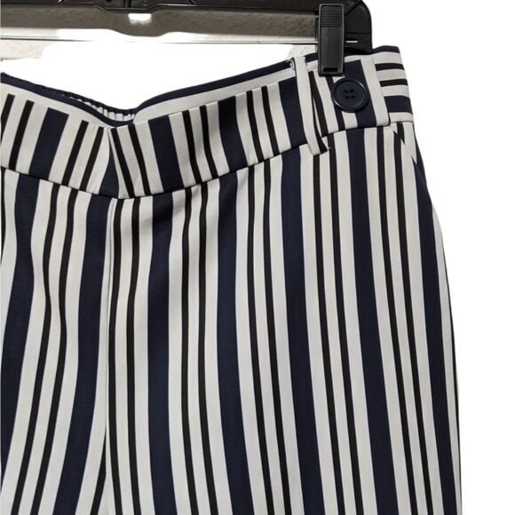 ELOQUII Striped Cropped Pants 18 - Picture 3 of 7